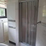 Villa Gruppenunterkunft Mit Pool In *