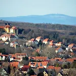 Villa Gruppenunterkunft Mit Pool In Ballenstedt