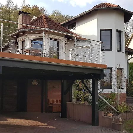 Group Hideaway With Pool *
