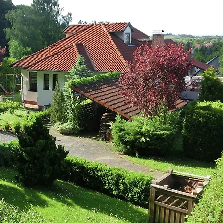 Group Hideaway With Pool *