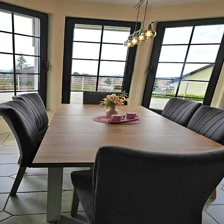 Group Hideaway With Pool バレンシュテット