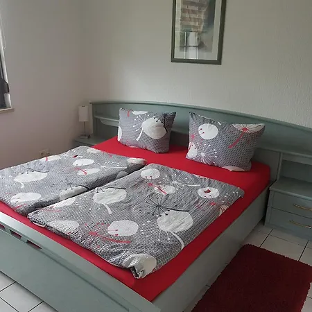 Gruppenunterkunft Mit Pool In Villa *
