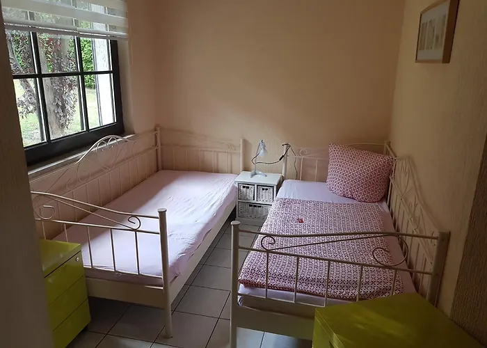 Group Hideaway With Pool Вилла *