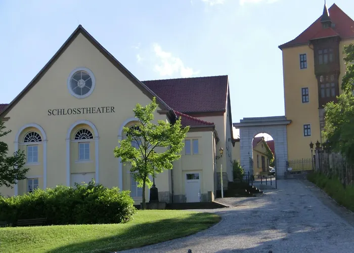 Group Hideaway With Pool Вилла