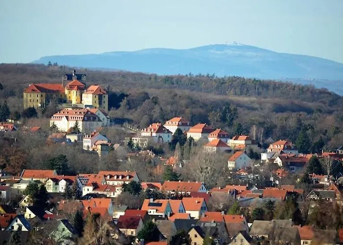 Group Hideaway With Pool ヴィラ