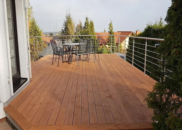 Group Hideaway With Pool *