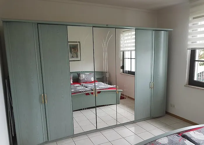 Group Hideaway With Pool *