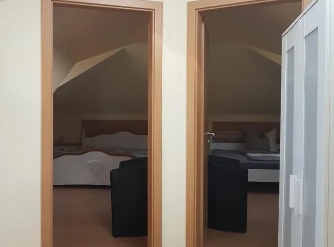 Group Hideaway With Pool Вилла Балленштедт