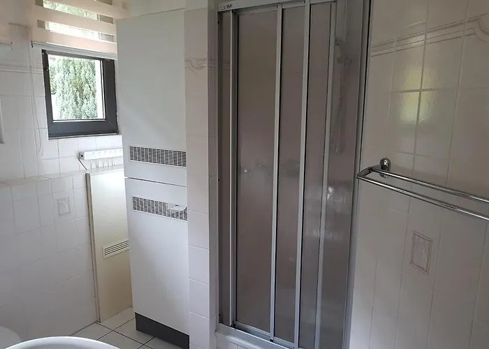 Вилла Group Hideaway With Pool *